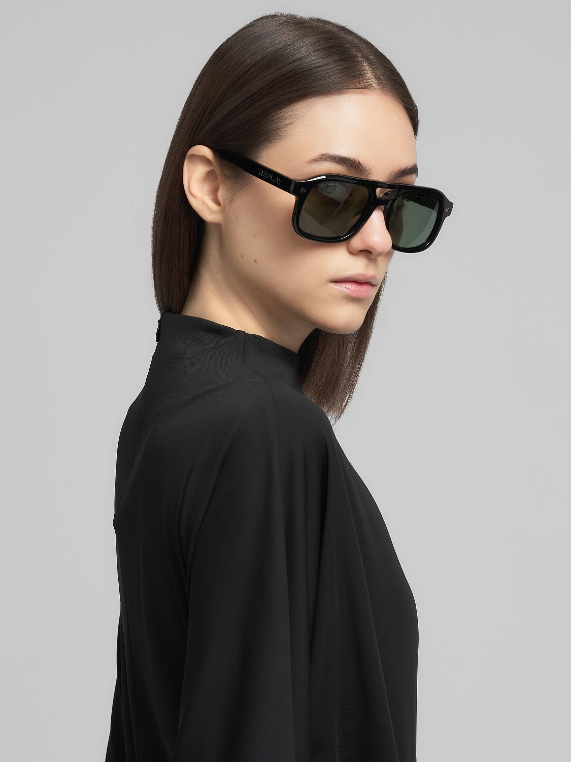 Elegantní dámské maxi šaty s uzlem v pase