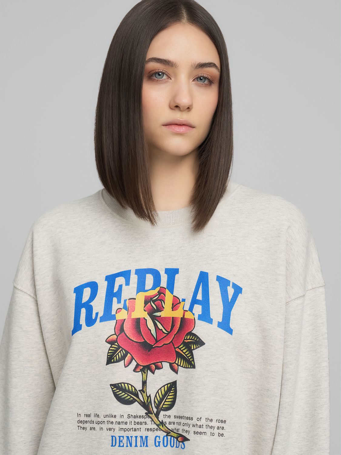 KRÁTKÉ MIKINOVÉ ŠATY