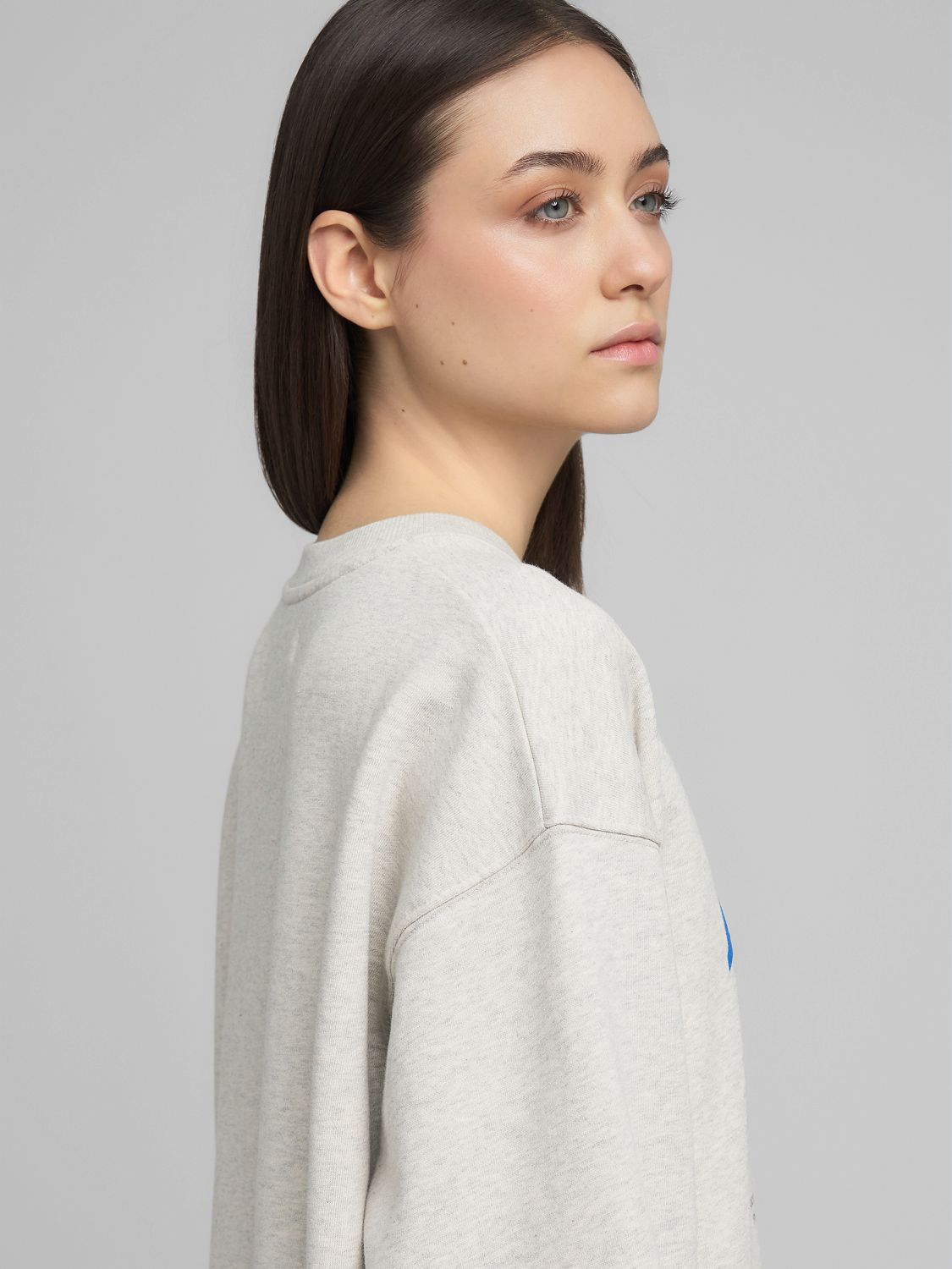 KRÁTKÉ MIKINOVÉ ŠATY