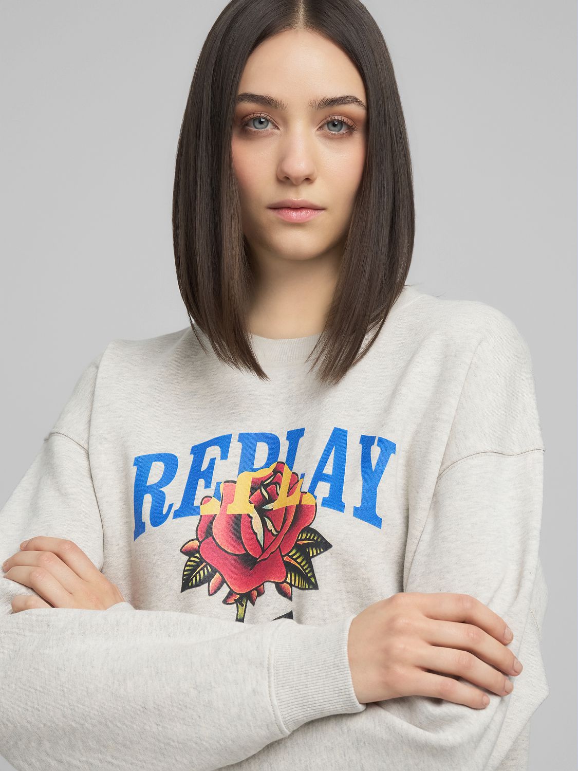 KRÁTKÉ MIKINOVÉ ŠATY