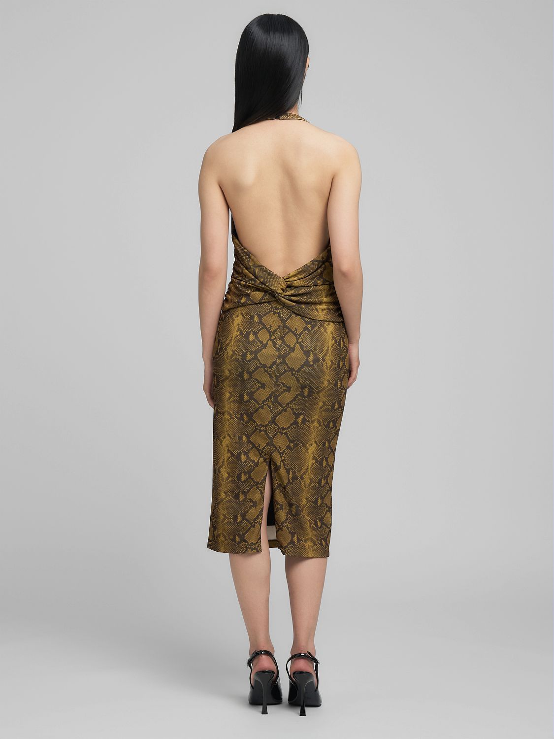 Slim šaty s hadím vzorem