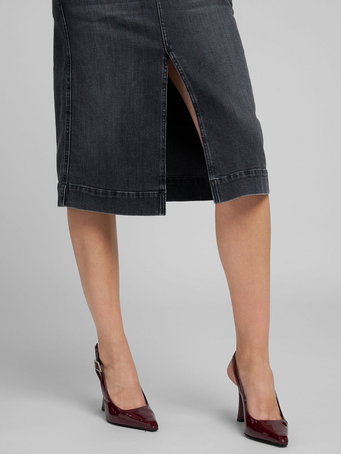 DŽÍNOVÁ MIDI SUKNĚ