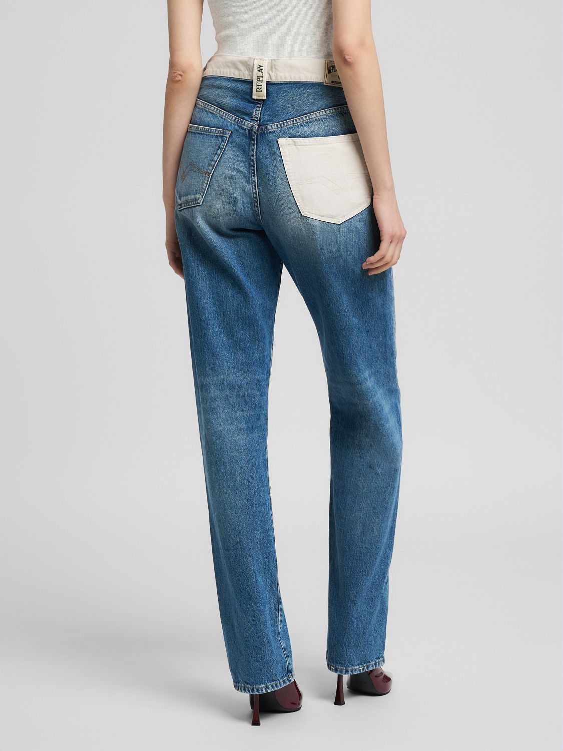 W9Z1 – Džíny rovného střihu