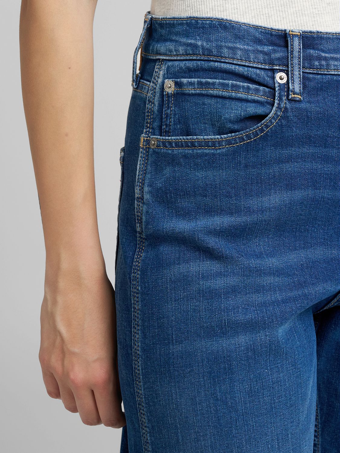 KEIDA – Džíny balónového střihu