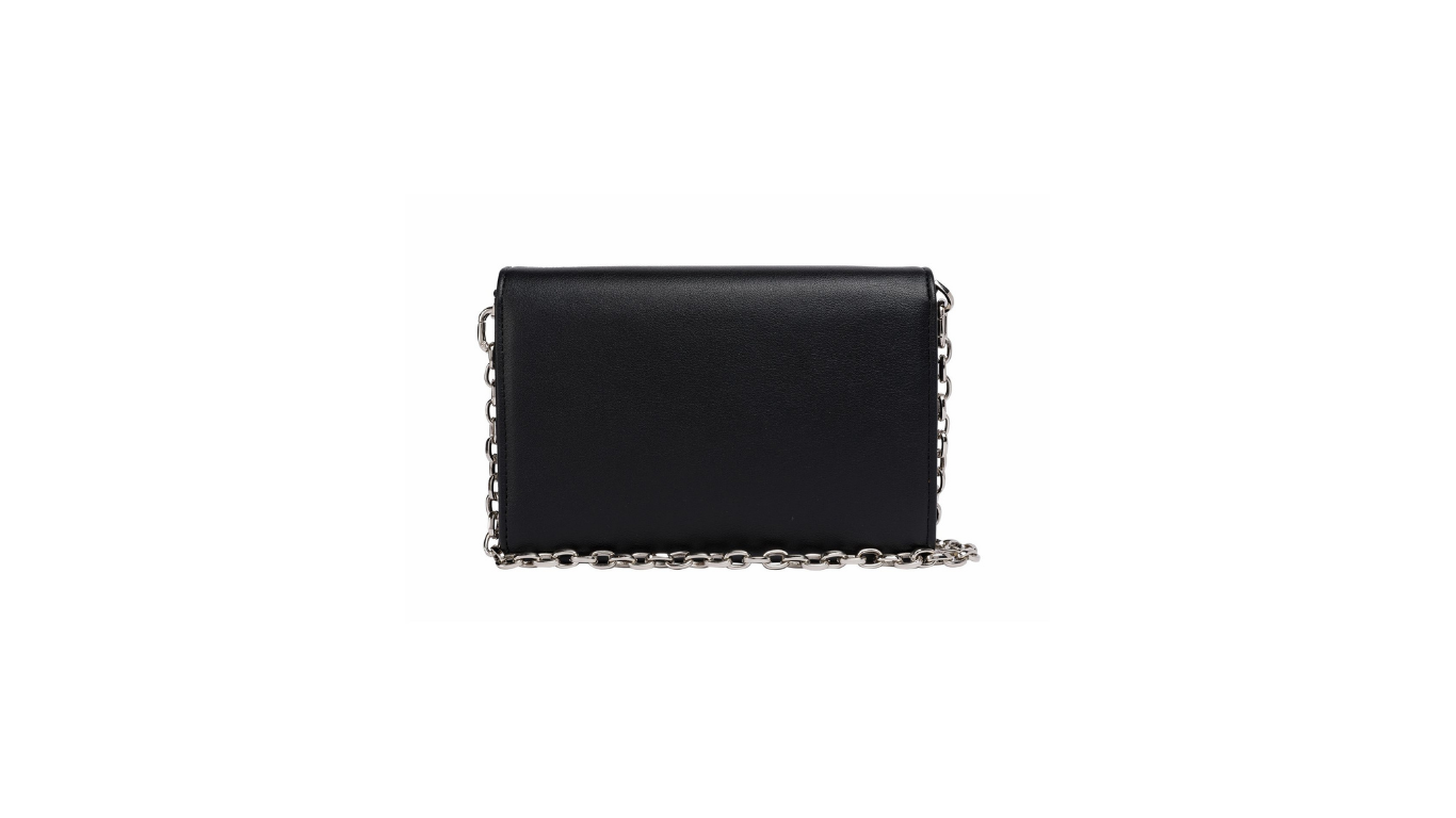 Malá kabelka s řetízkem