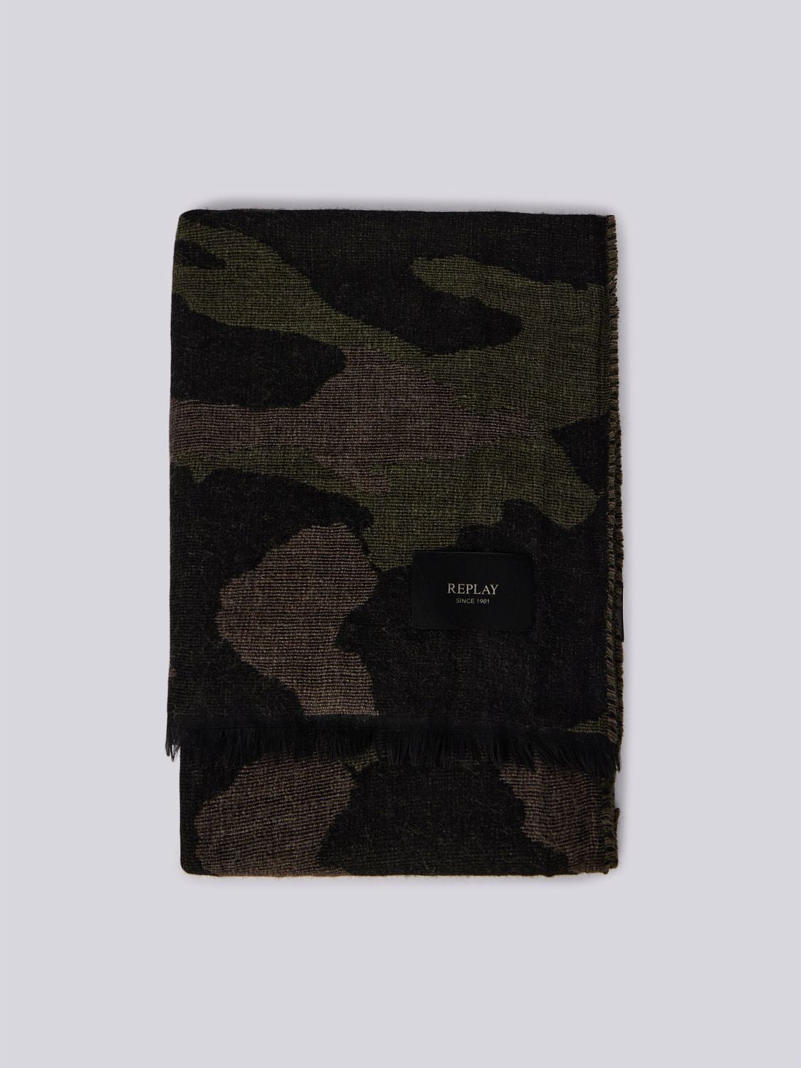 Pánská šála s maskáčovým vzorem