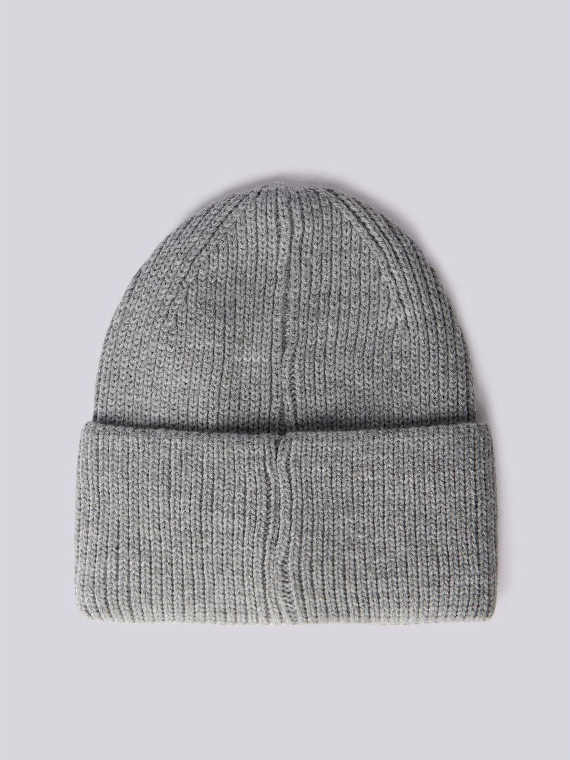 ČEPICE S NÁŠIVKOU