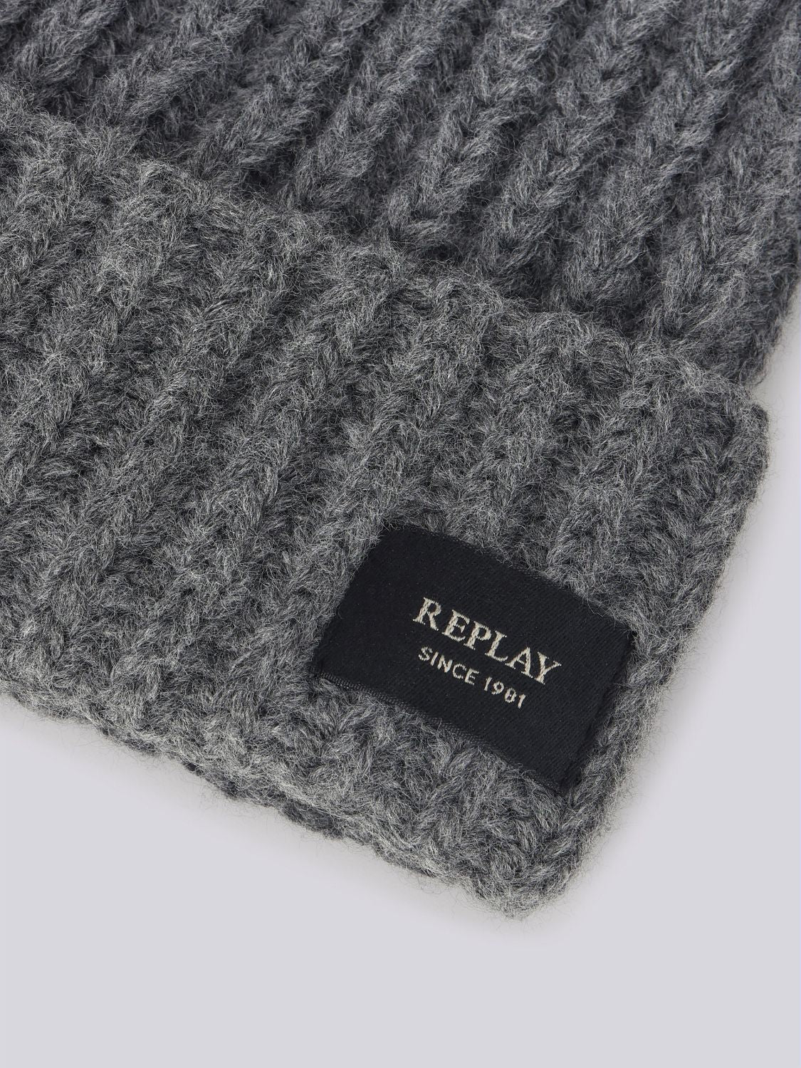 Pletený set čepice a šály