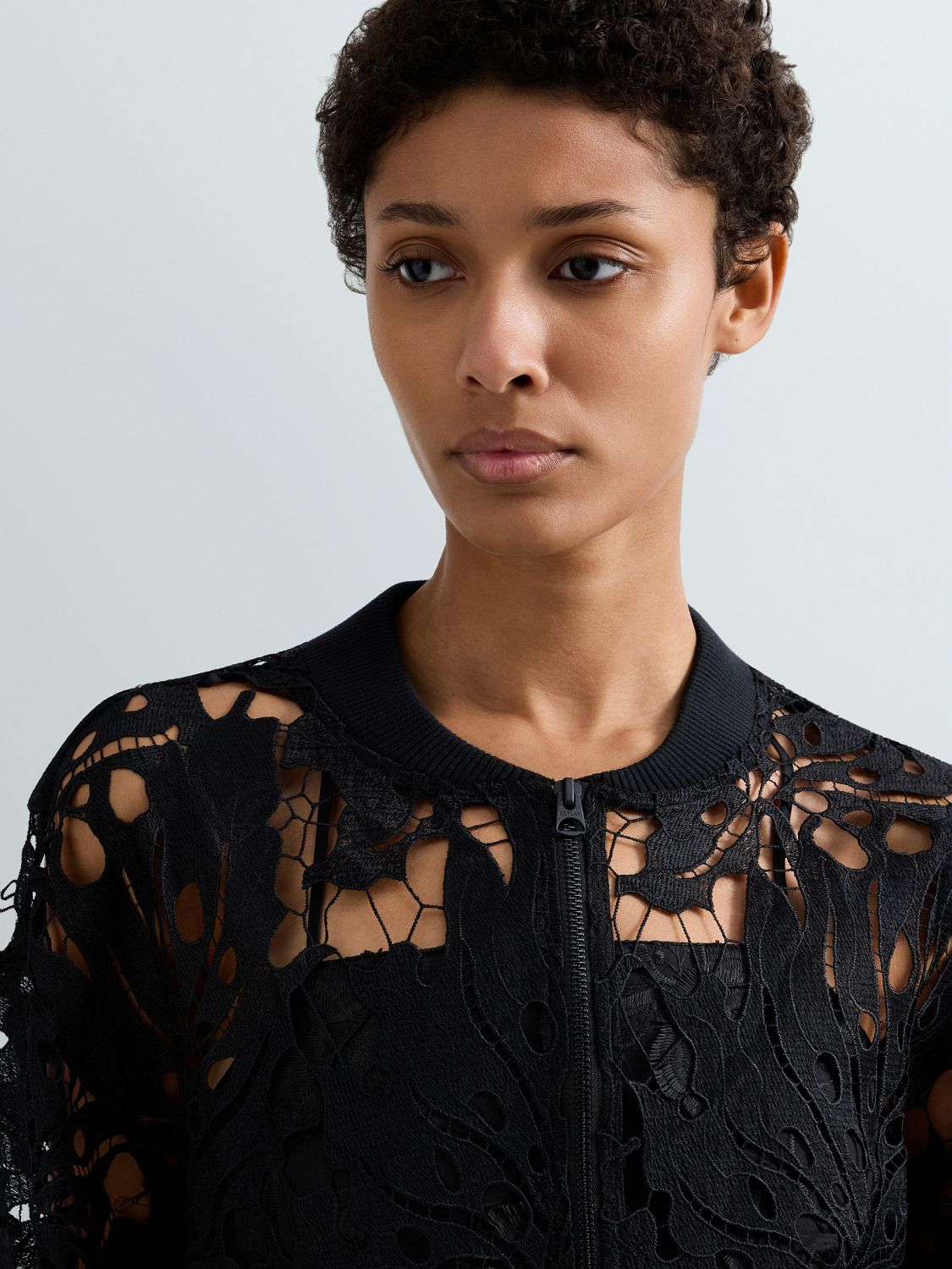 REPLAY DÁMSKÁ KRAJKOVÁ MIKINA NA ZIP