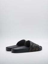 PÁNSKÉ PANTOFLE S VÝRAZNÝM LOGEM