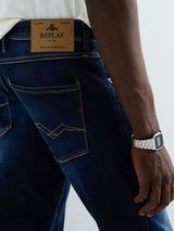 ANBASS – PÁNSKÉ SLIM FIT DŽÍNY REPLAY – TMAVĚ MODRÉ