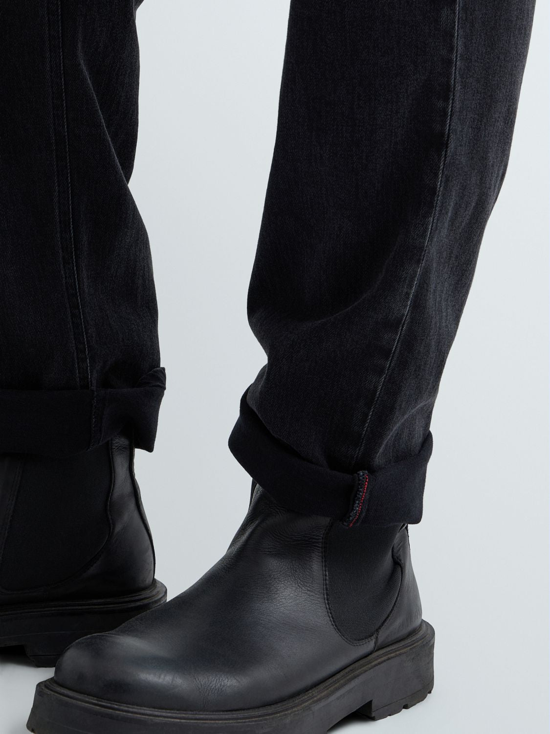 LANNY – PÁNSKÉ SLIM FIT DŽÍNY REPLAY S ELASTICKÝM PASEM – ČERNÉ