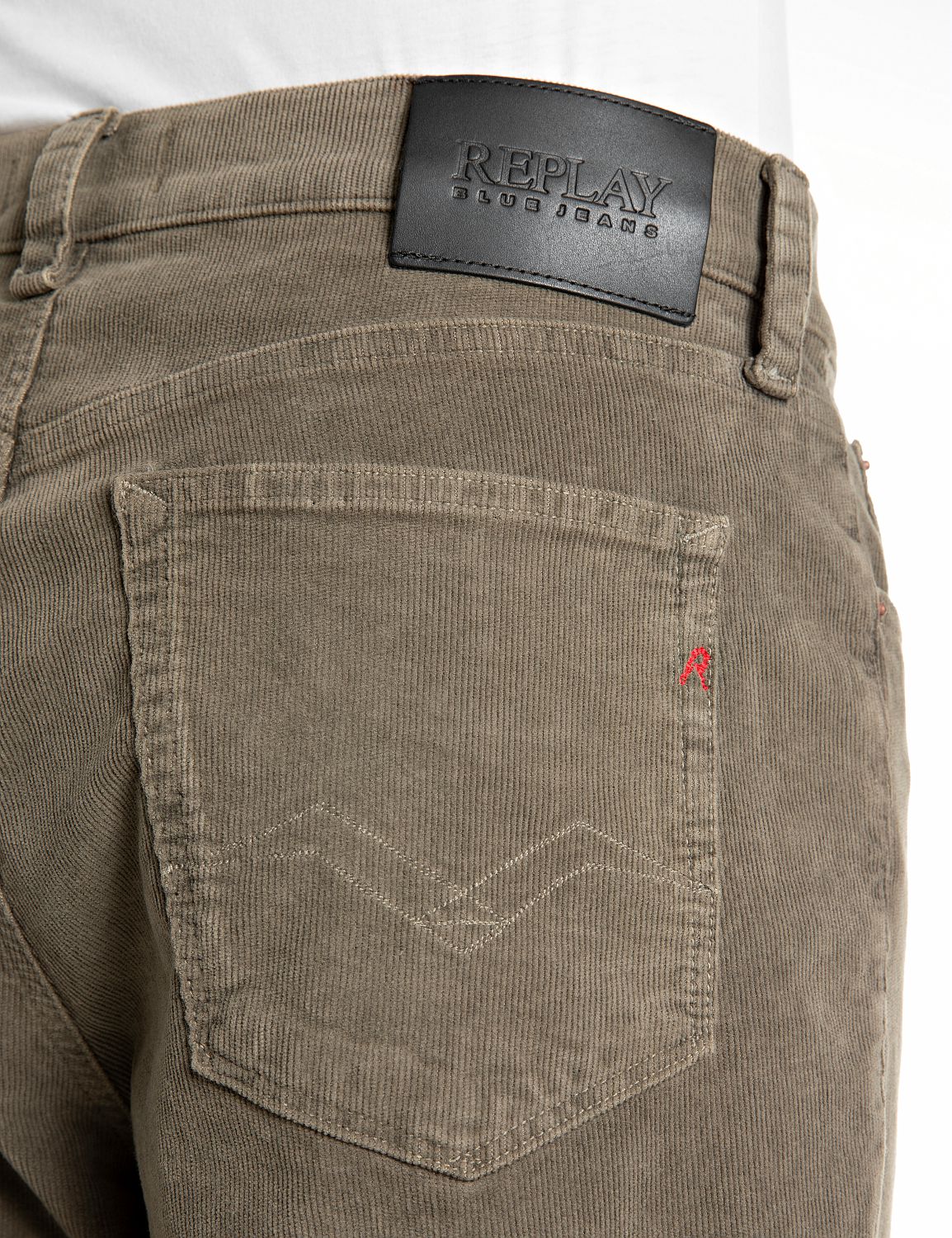 BWAII – PÁNSKÉ RELAXED FIT MANŠESTROVÉ KALHOTY REPLAY – KHAKI