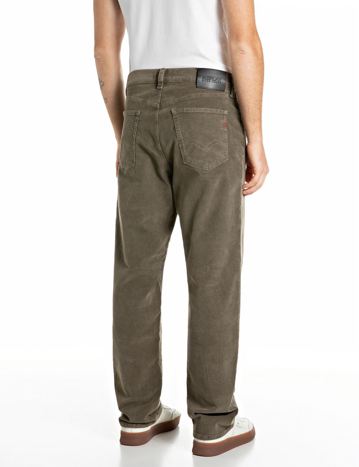 BWAII – PÁNSKÉ RELAXED FIT MANŠESTROVÉ KALHOTY REPLAY – KHAKI