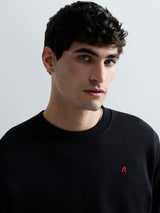 Pánská mikina s kulatým výstřihem a výšivkou