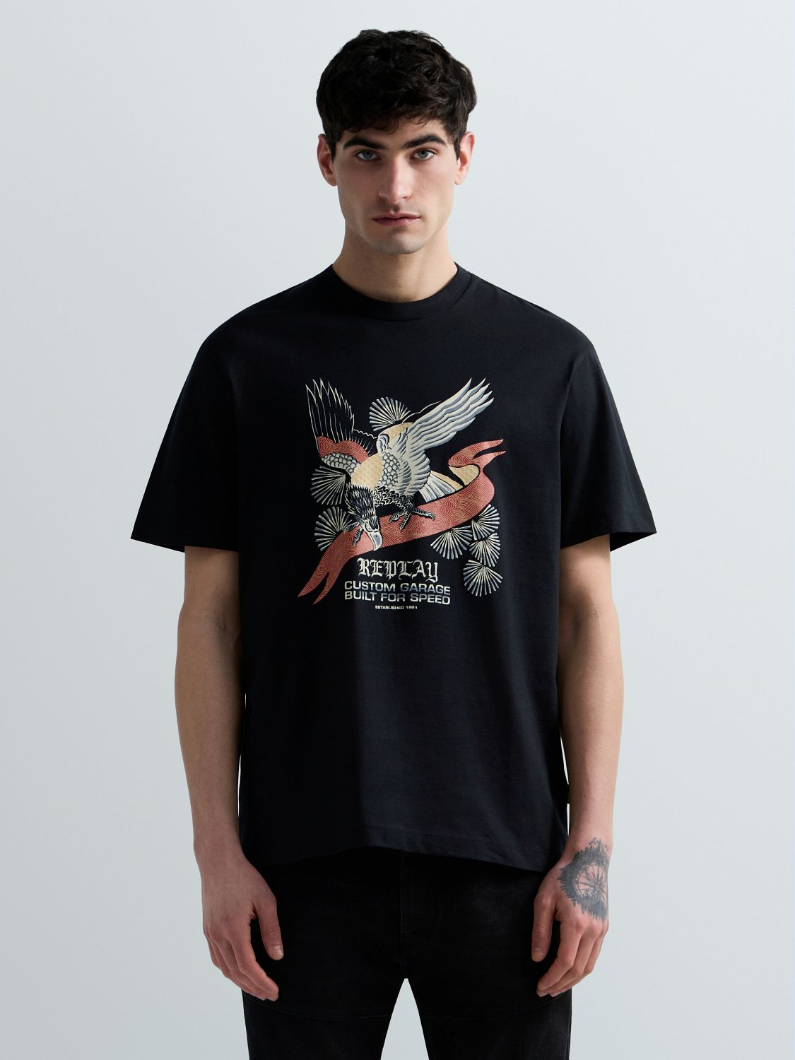 PÁNSKÉ TRIČKO S POTISKEM ORLA REPLAY