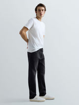 BAVLNĚNÉ TRIČKO S KULATÝM VÝSTŘIHEM