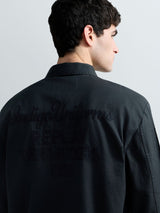 PÁNSKÁ KOŠILOVÁ BUNDA S NÁŠIVKAMI