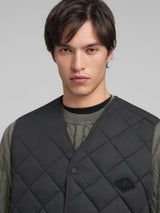 PÁNSKÁ LEHKÁ PROŠÍVANÁ VESTA REPLAY