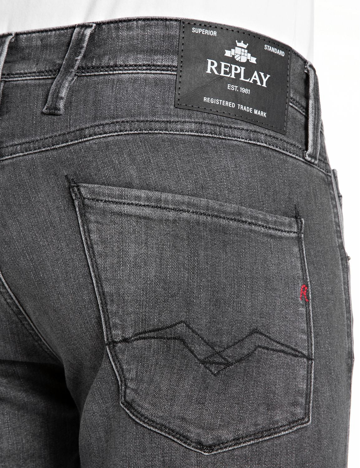 ANBASS – Džíny úzkého střihu