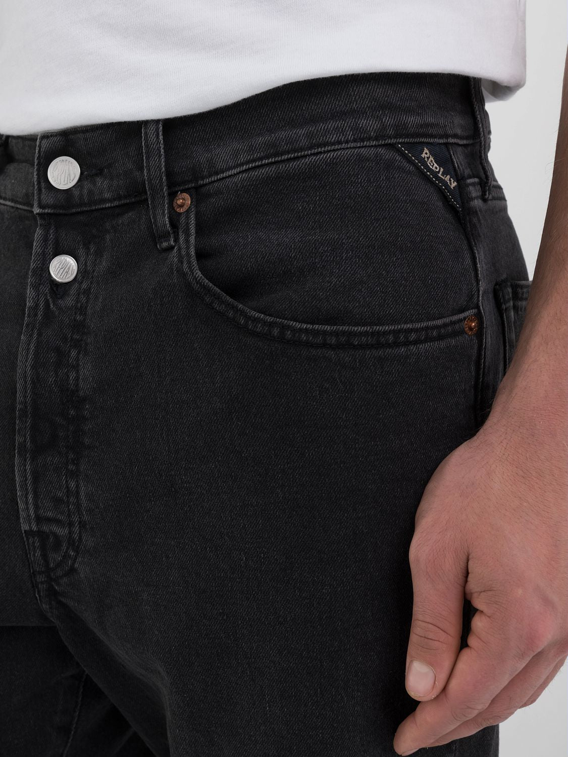 M9ZER01 – Džíny s rovným střihem