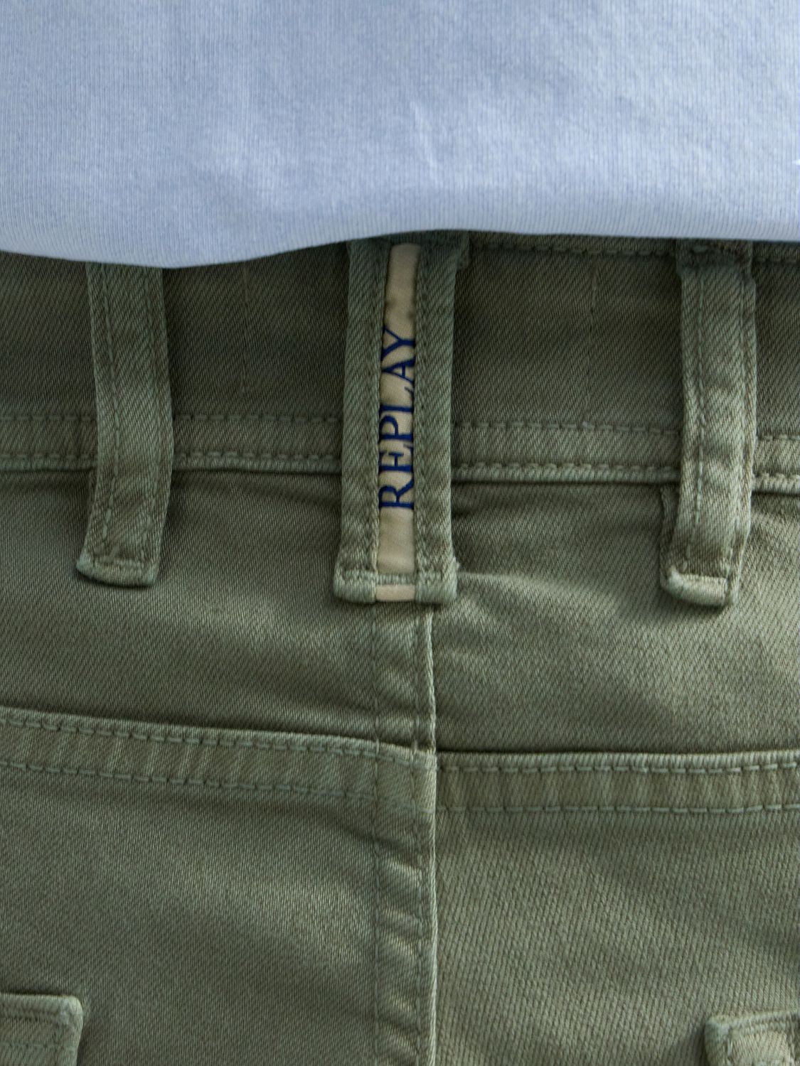 PÁNSKÉ DŽÍNOVÉ KRAŤASY REPLAY – ZÚŽENÝ STŘIH