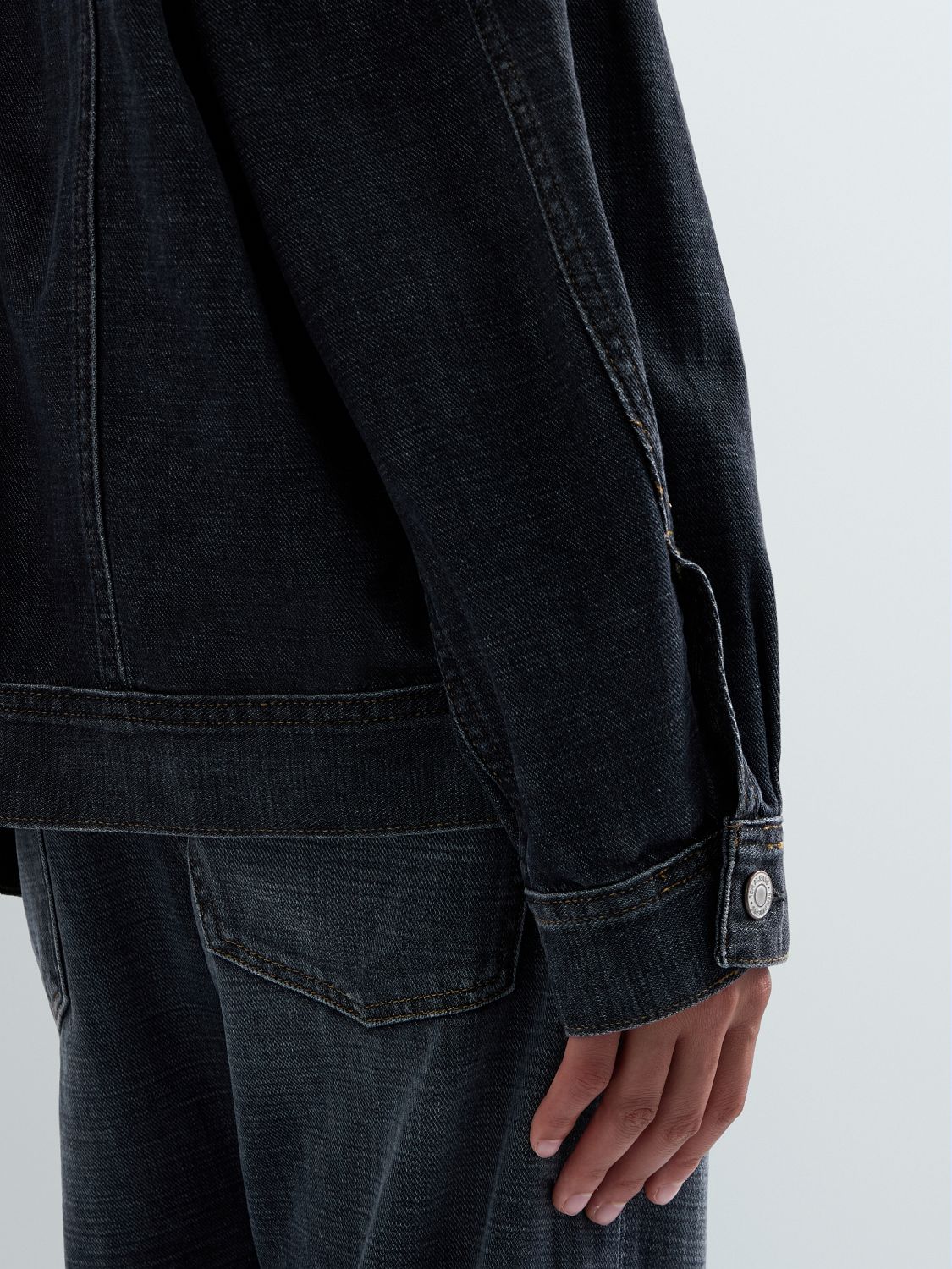 DÁMSKÁ OVERSIZED DŽÍNOVÁ BUNDA REPLAY S KOŽENÝM LÍMCEM