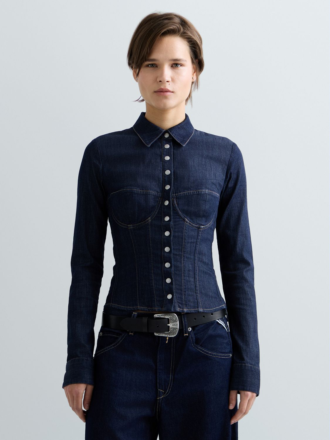 DÁMSKÁ SLIM FIT DŽÍNOVÁ KOŠILE REPLAY – TMAVĚ MODRÁ