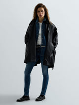 DÁMSKÁ OVERSIZED BUNDA REPLAY VE STYLU PELERÍNY – ČERNÁ