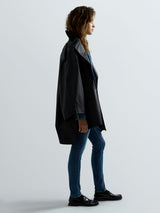 DÁMSKÁ OVERSIZED BUNDA REPLAY VE STYLU PELERÍNY – ČERNÁ