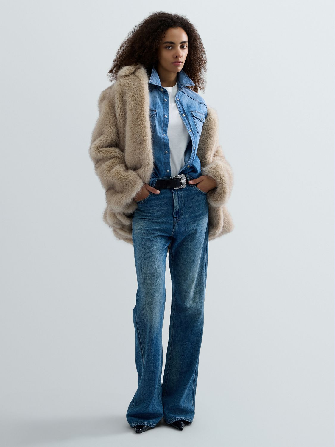 BECKA – DÁMSKÉ BOOTCUT DŽÍNY REPLAY – MODRÉ