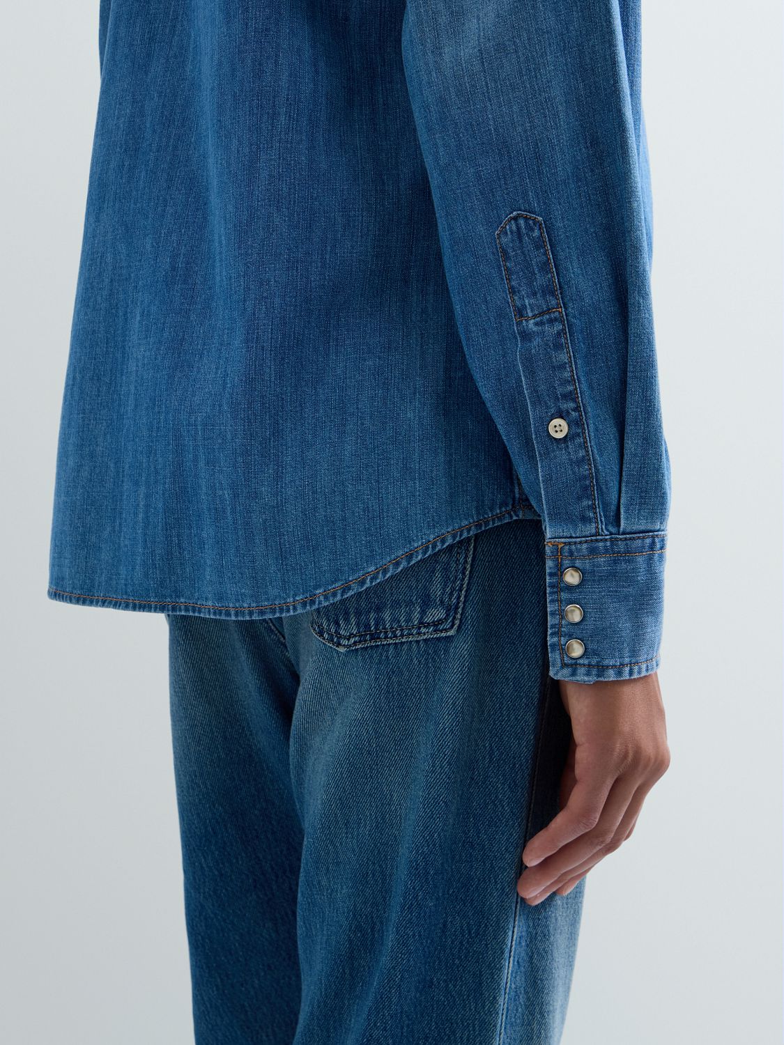 DÁMSKÁ OVERSIZED DŽÍNOVÁ KOŠILE REPLAY – MODRÁ