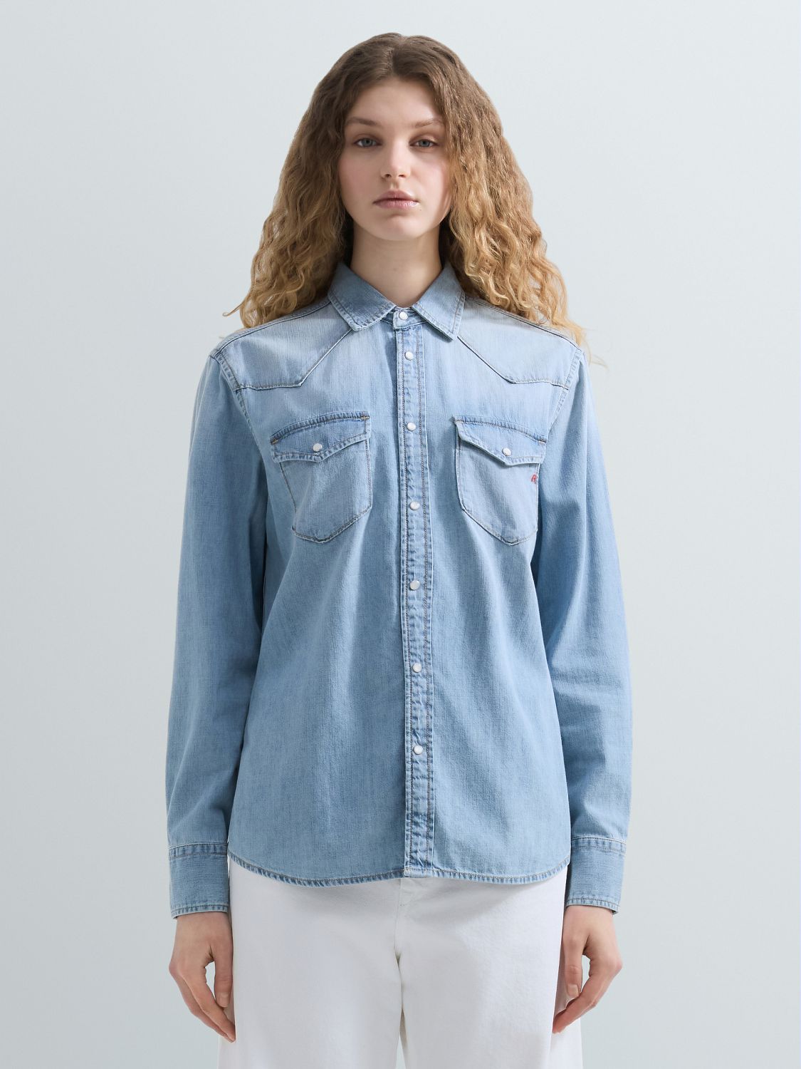 DÁMSKÁ OVERSIZE DŽÍNOVÁ KOŠILE REPLAY