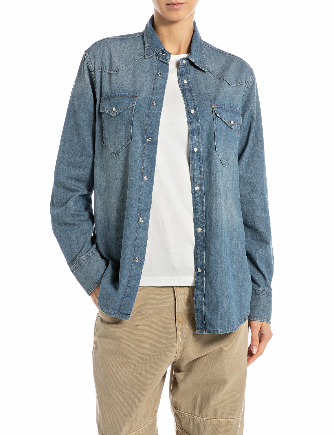 Džínová košile s kapsami