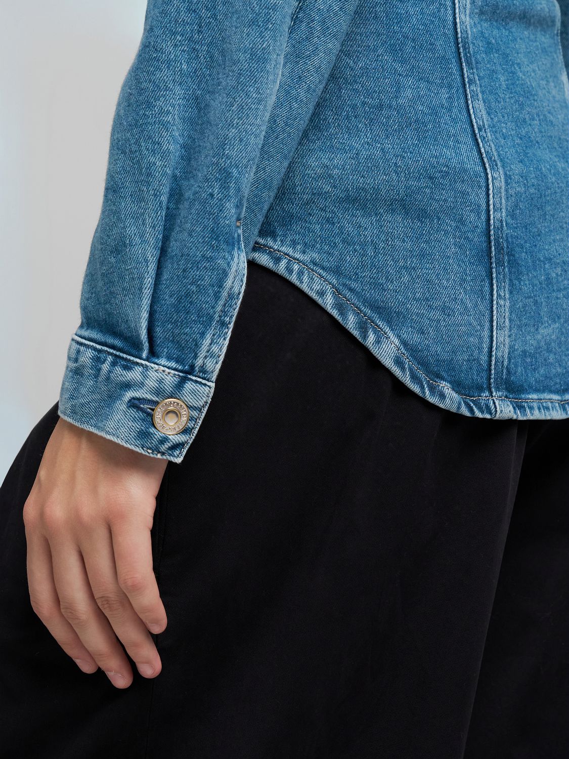 Dámská džínová bunda