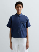 MODRÁ DŽÍNOVÁ KOŠILE S KRÁTKÝM RUKÁVEM