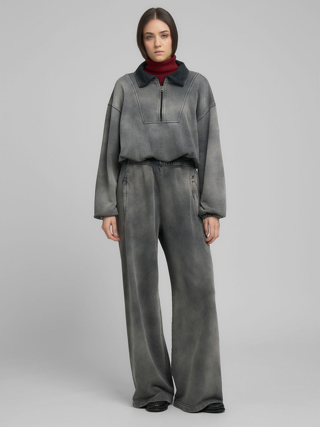 Dámská mikina s límečkem a zipem