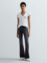 DÁMSKÉ TRIČKO S VÝSTŘIHEM DO V – SLIM FIT