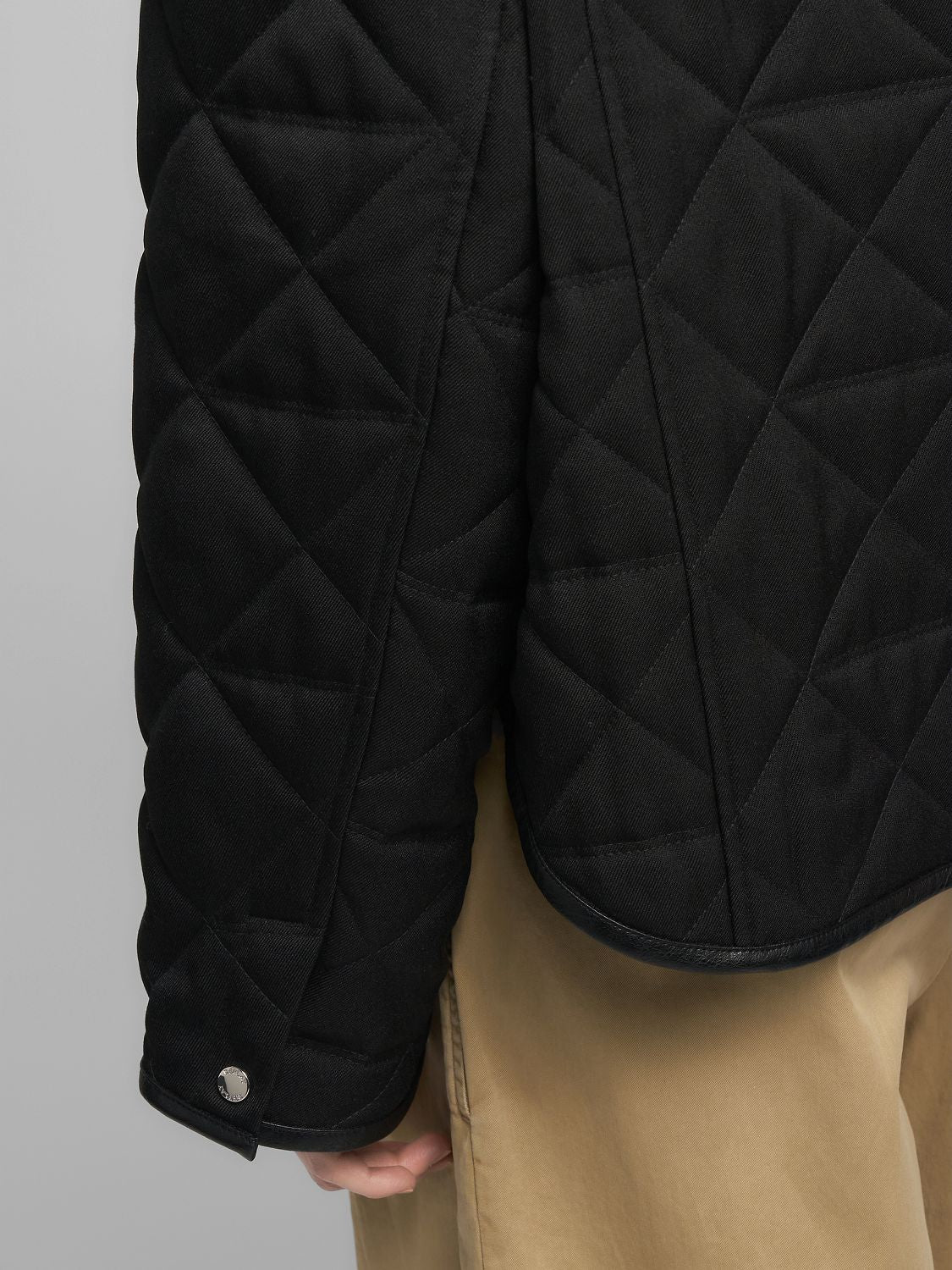 Cropped prošívaná bunda