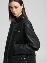 Dlouhý kožený kabát