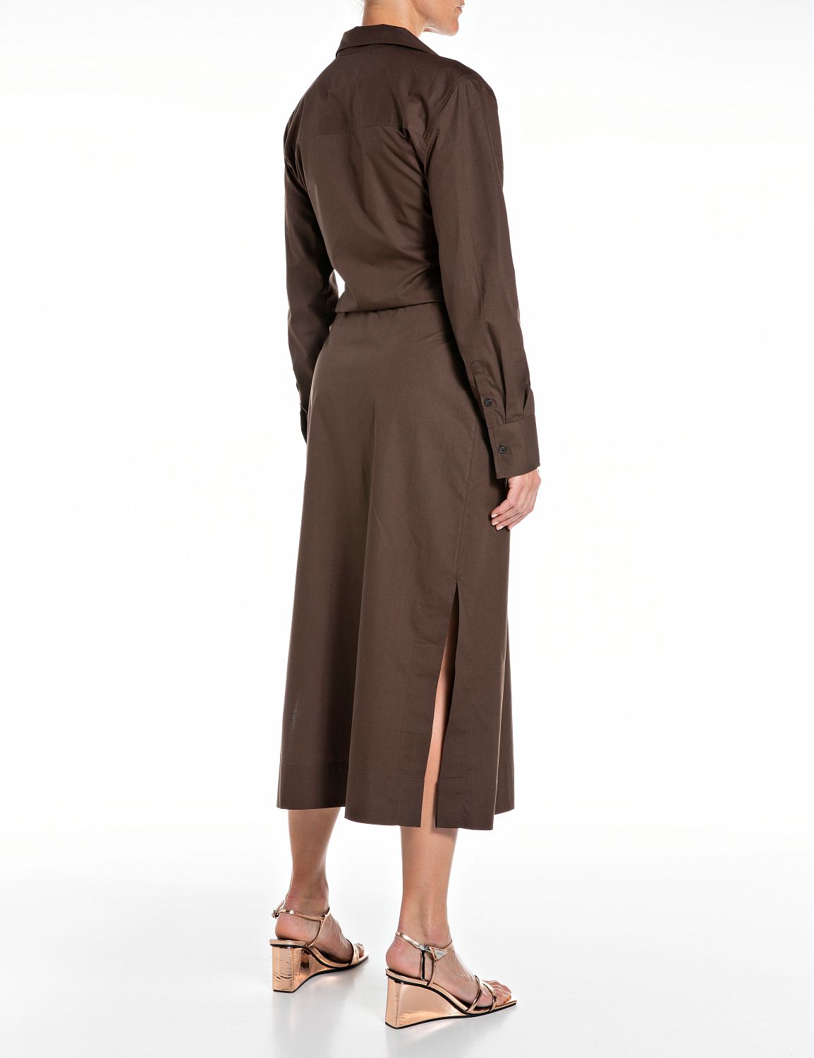 DLOUHÉ KOŠILOVÉ ŠATY S PÁSKEM