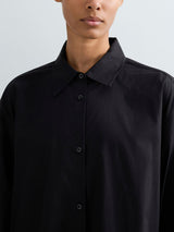 KOŠILOVÉ ŠATY S PŘEKLÁDANÝM DETAILEM