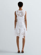 KRÁTKÉ KRAJKOVÉ ŠATY